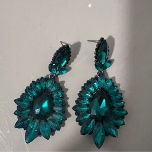 Wore them once for a wedding. Emerald rhinestone earrings